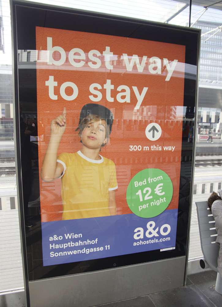 Hauptbahnhof Wien Wartehäuschen Bstg. 7/8